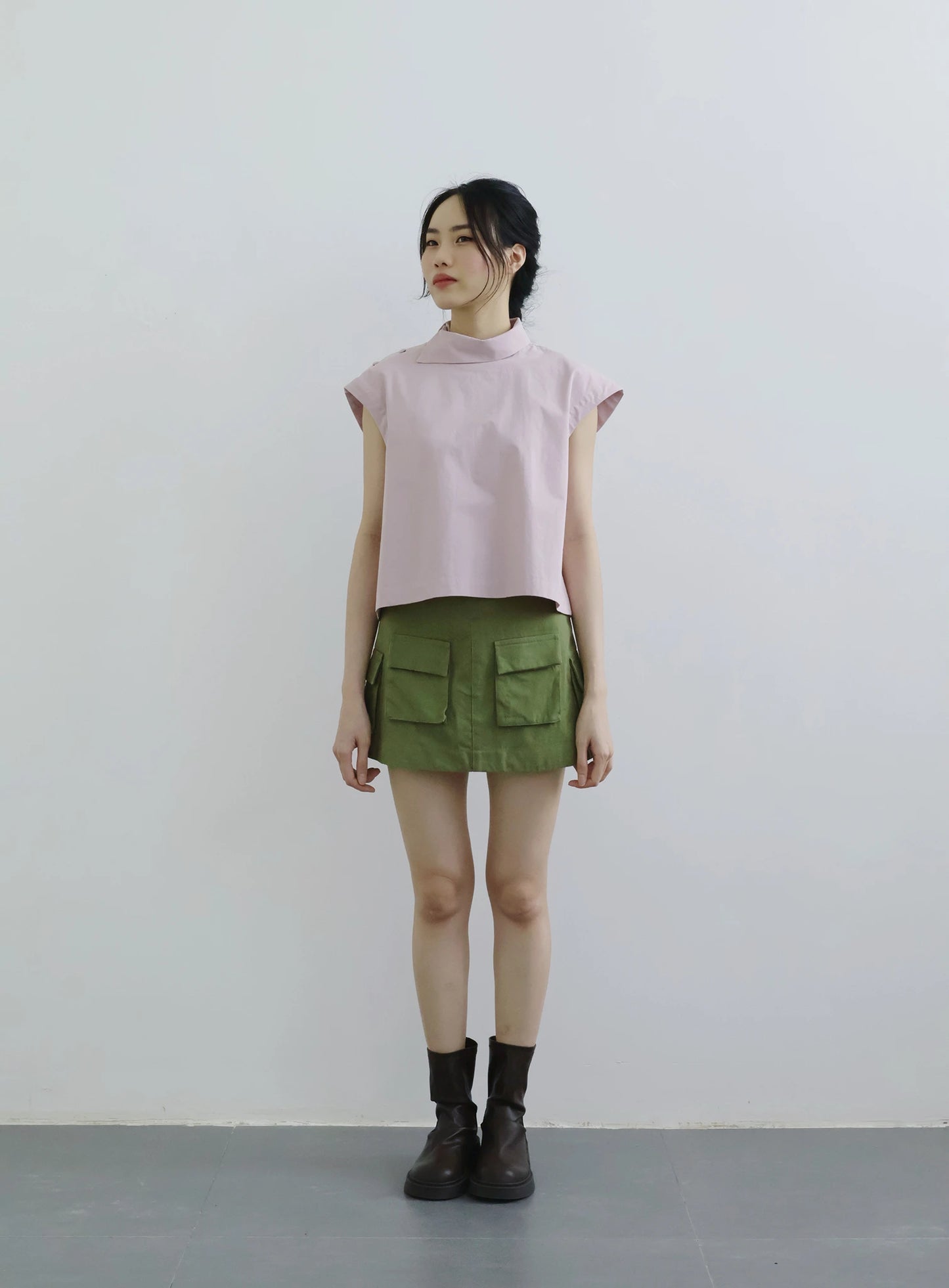 Áo crop-top nữ màu hồng, không tay - SH9786