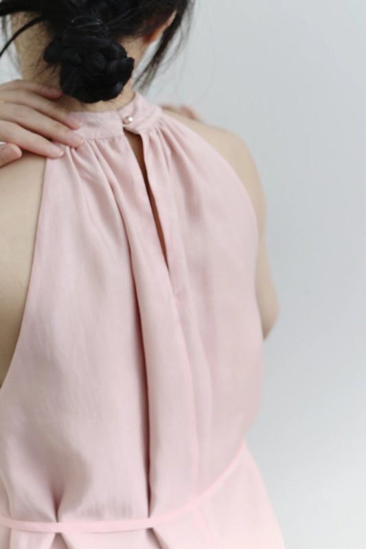 Áo cổ yếm màu hồng không tay - SH9789