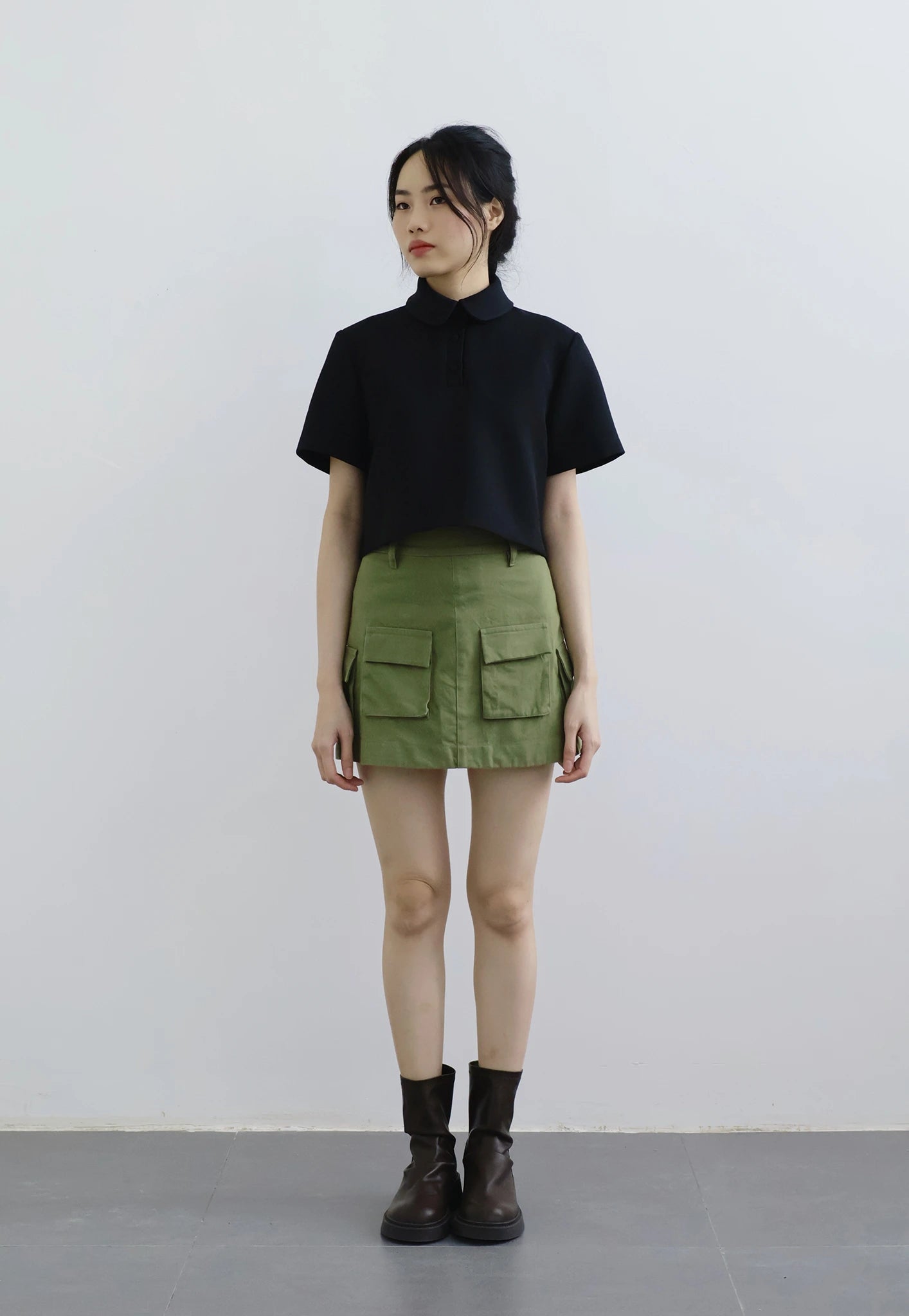 Chân váy chữ A ngắn trên gối màu xanh rêu - SK9809B