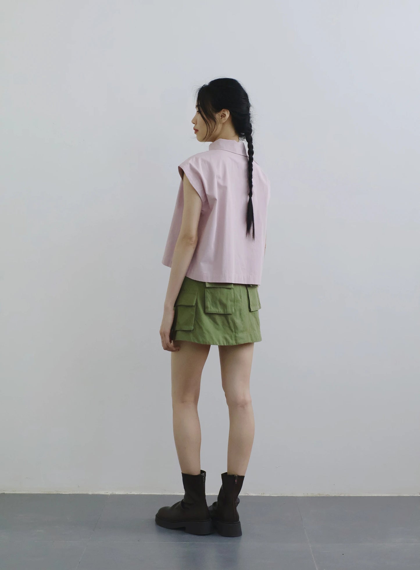 Chân váy chữ A ngắn trên gối màu xanh rêu - SK9809B