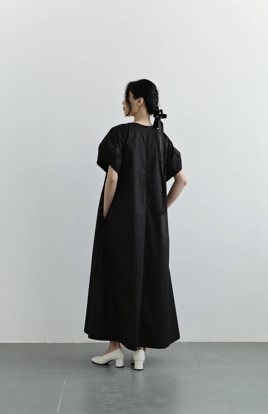 Đầm nữ form rộng màu đen - YD9796