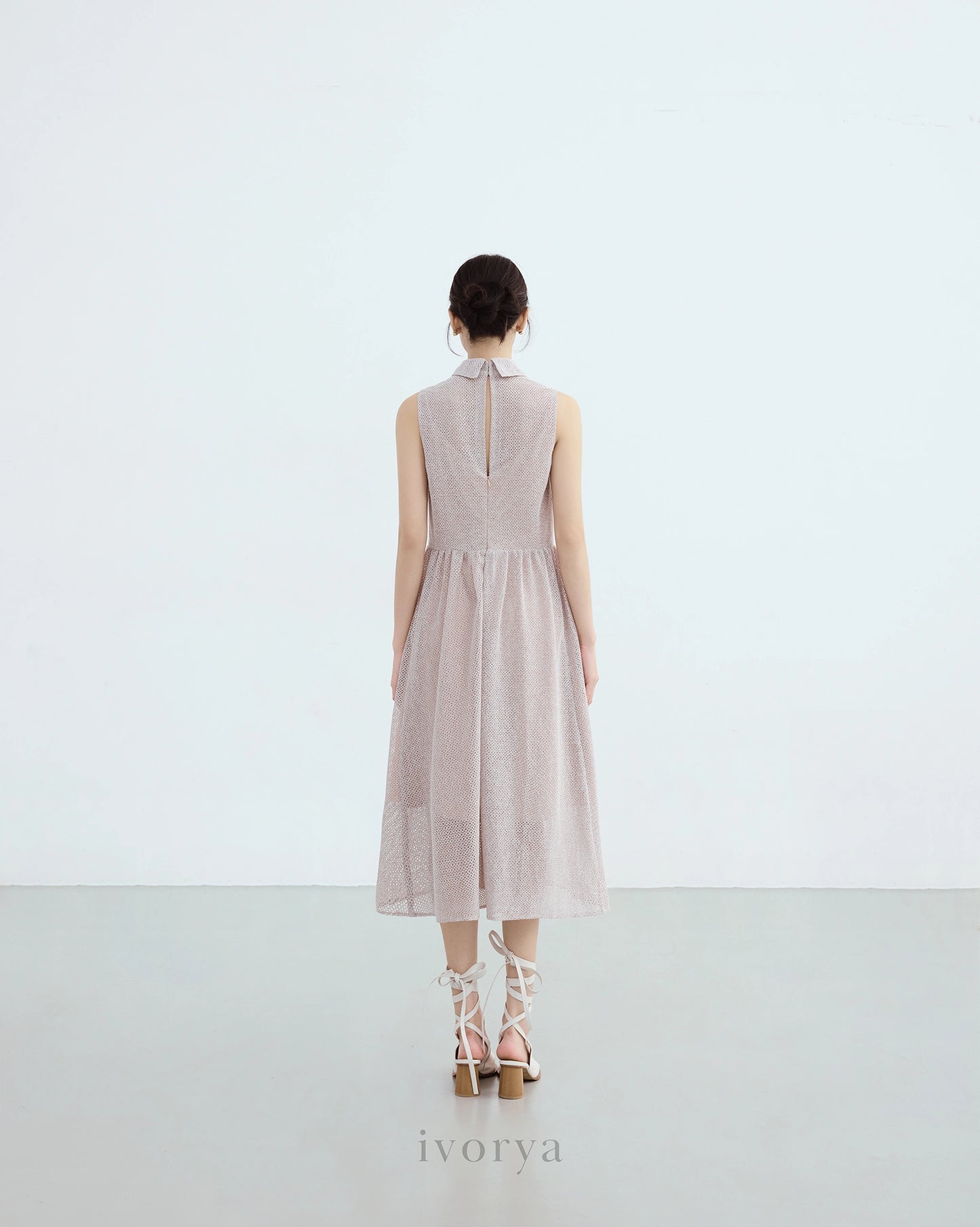 Đầm midi cổ sen không tay, eo váy nhún nhẹ - YD9808