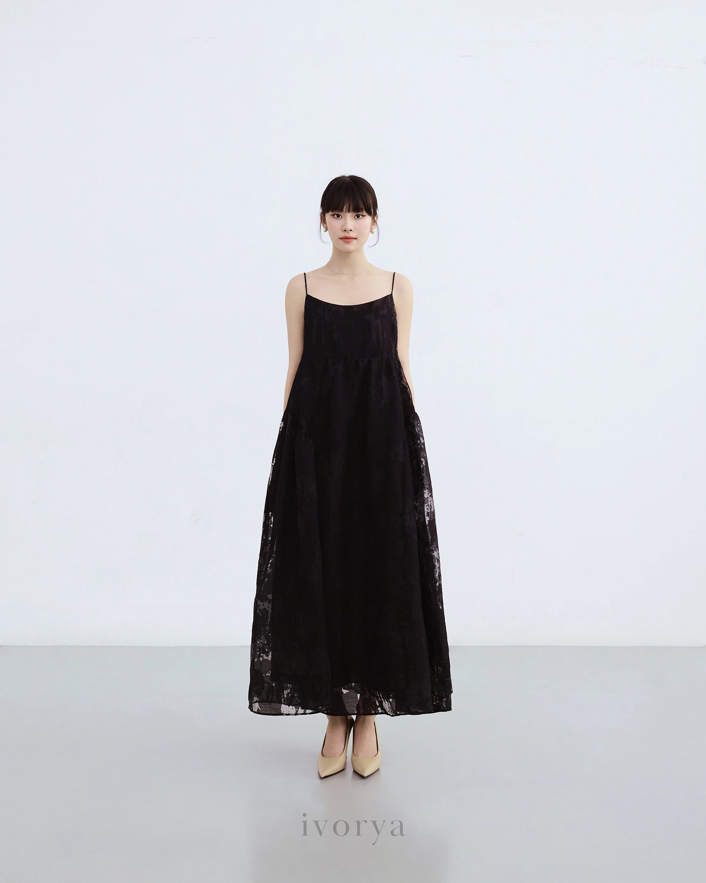 Đầm voan maxi 2 dây màu đen - YD9868