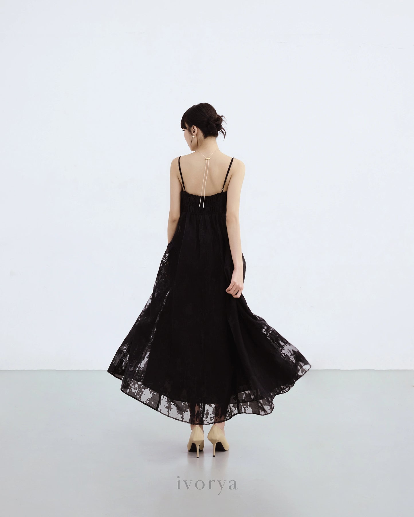 Đầm voan maxi 2 dây màu đen - YD9868