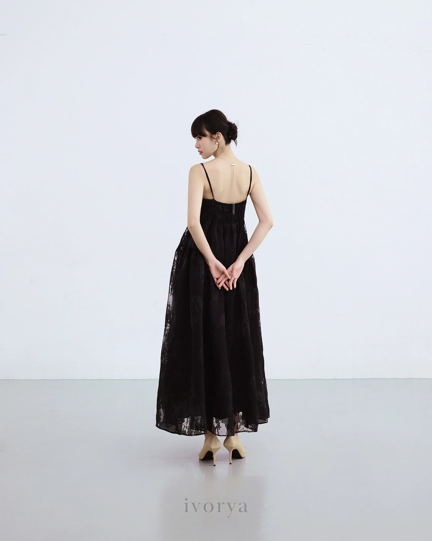 Đầm voan maxi 2 dây màu đen - YD9868