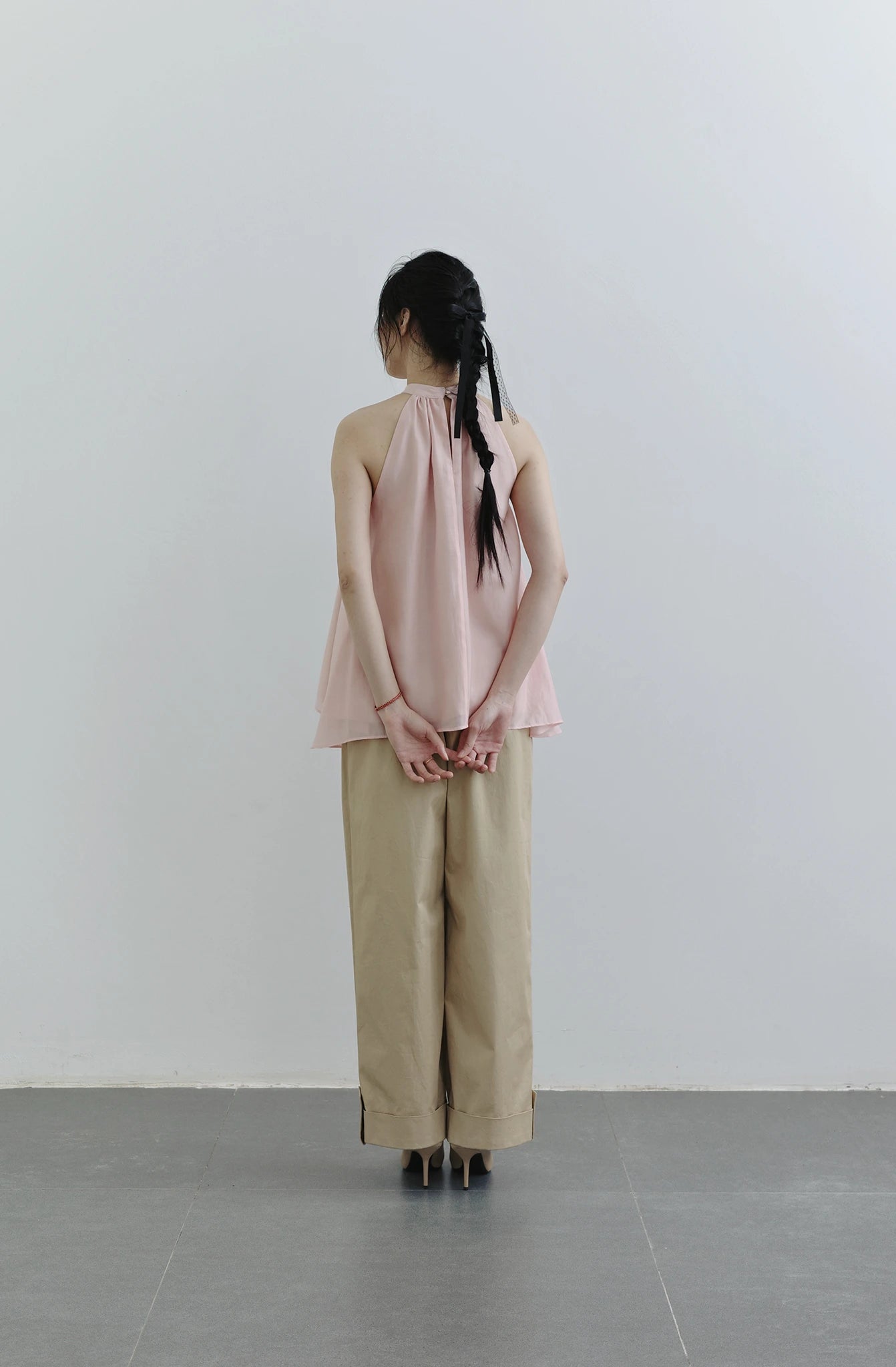 Quần tây nữ ống đứng màu be lai gập to bản - YT9925B